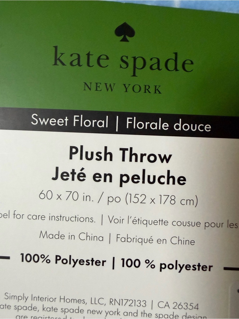 NWT kate spade plush throw in Sweet Floral choose blue or pink - Picture 5 of 7